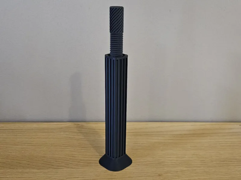 GPU holder for large cases (scalable)