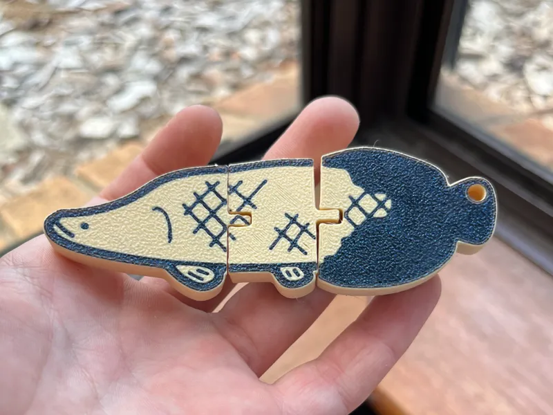 arapaima fish flexi keychain 