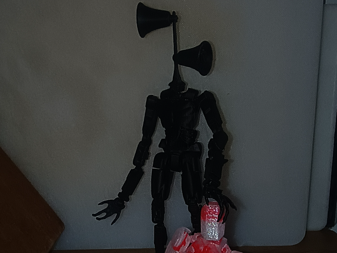 Dummy 13 Siren Head