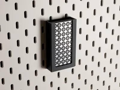 Skadis Global marker / tracking dot sheet holder