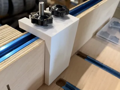 Basic table saw stop block