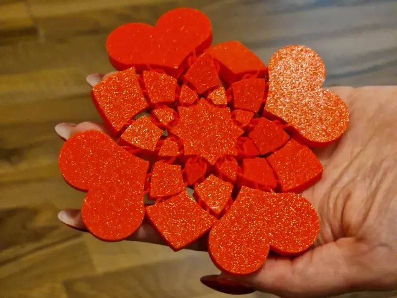 Articulating valentine coaster
