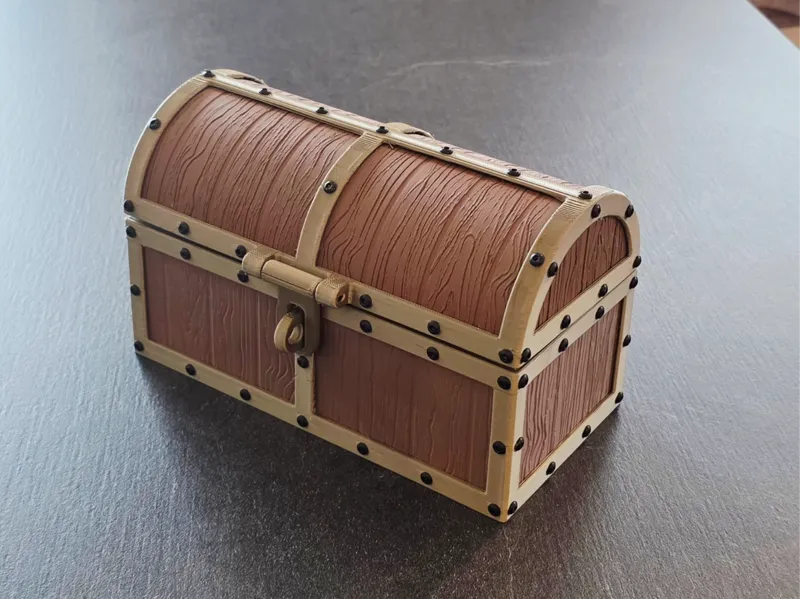 Treasure Chest with wood grain