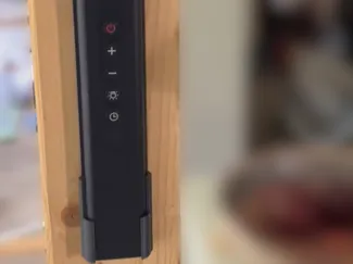 Mount for kitchen fan remote - SWEDLUXURY