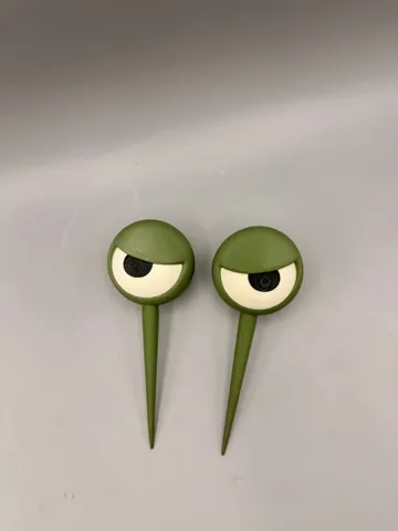 Letrero o emblema decorativo: Grumpy Eyes — vista de referencia 5