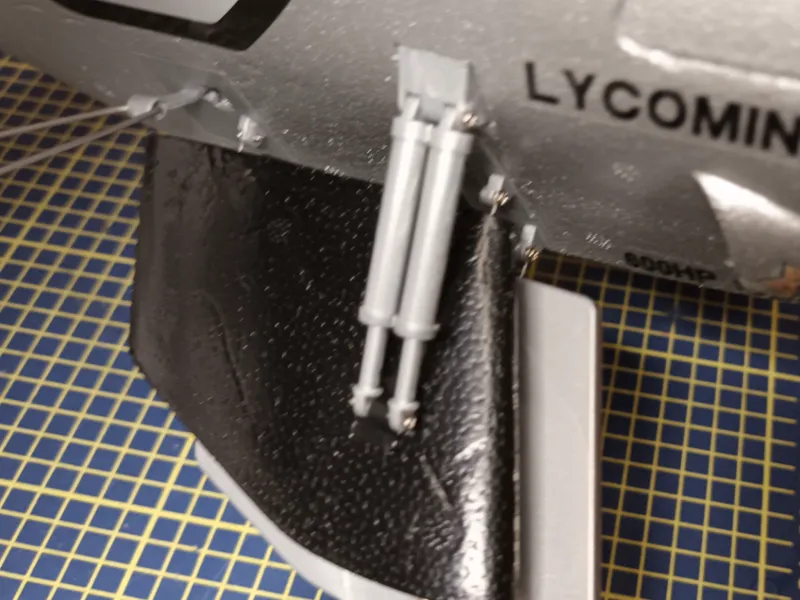 Scrappy landing gear shock replacement