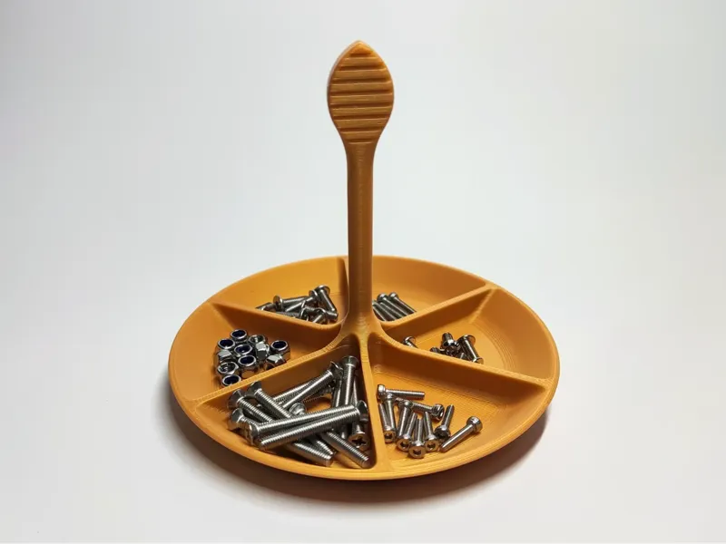 Temporary screw storage tray