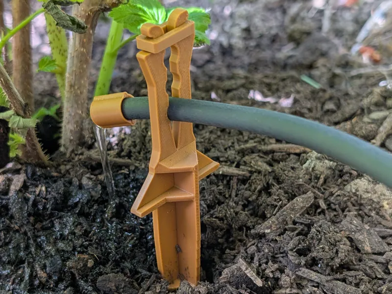 Drip Irrigation Stake for 1/4" (6mm) Tubing x3