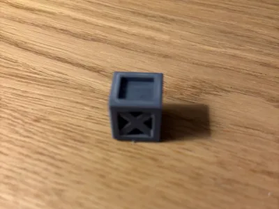 Simple Crate Miniature