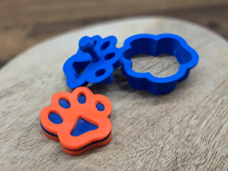 paw footprint cookie cutter