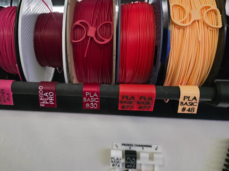 Filament Swatch Clip & Mounts for 3/4" Dowel Bar