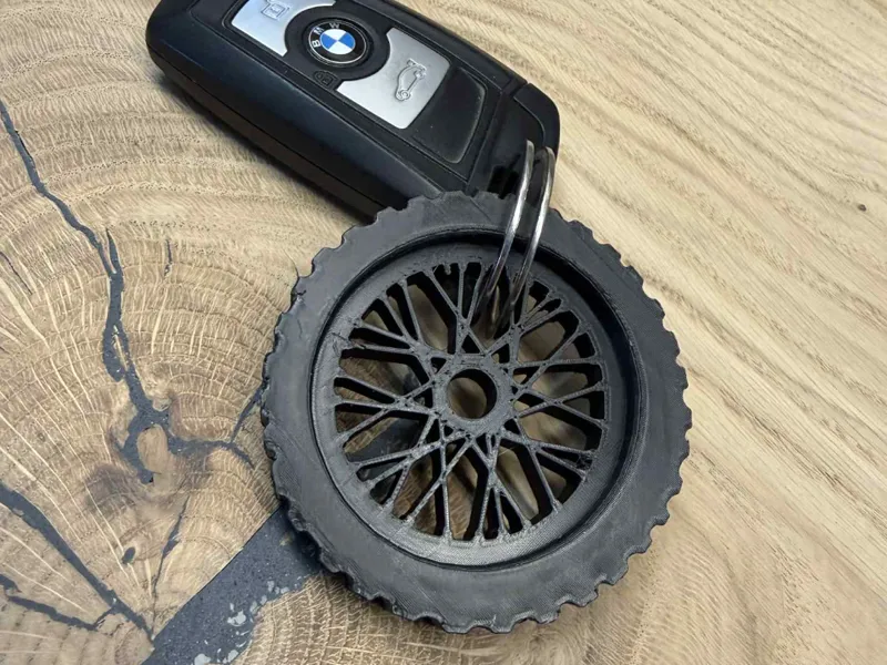 Dirtbike wheel keychain 