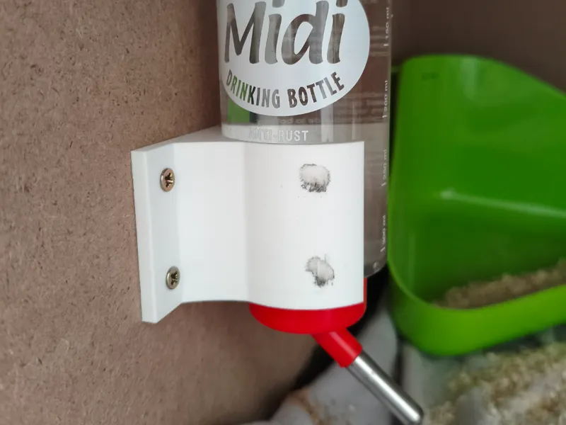 Water bottle holder (Guinea pig)