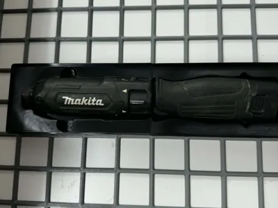 Makita TD022D gridtinify !