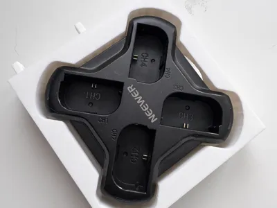 Neewer SKU: 66607318 Multi Battery Charger Canon