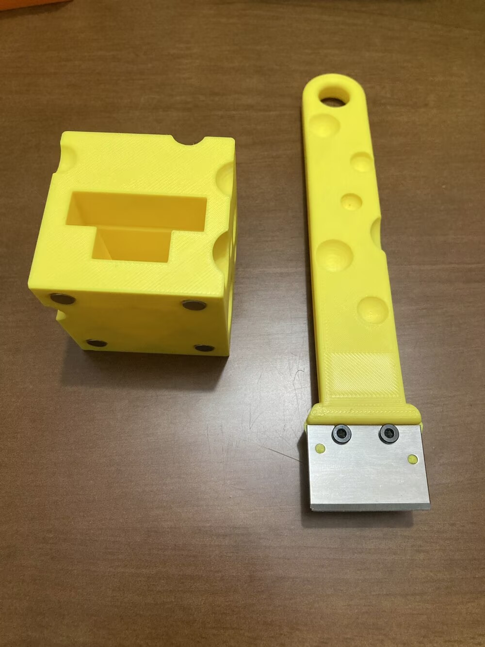 Miniatura 3 do modelo 3D Bambu拓竹热床刮刀 拓竹热床铲刀 原厂刀片（芝士就是力量）