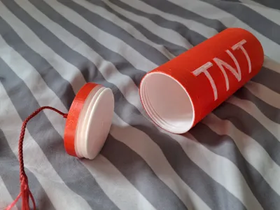 TNT screw lid Container