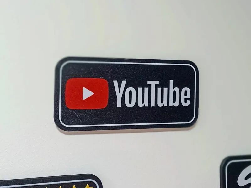 YouTube | Wall art | Led lamp