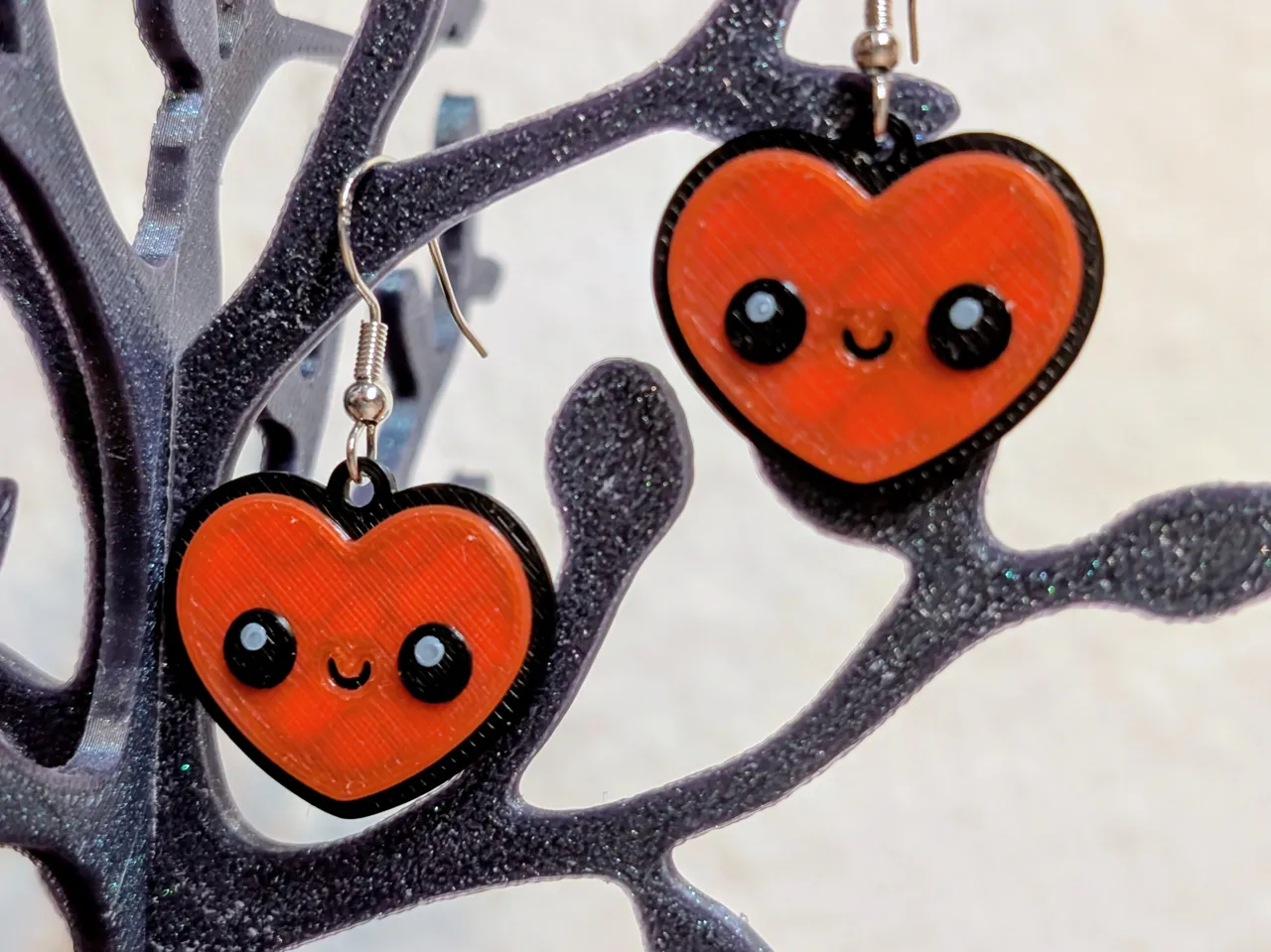 Cute Valentines Day Heart Earrings – fast print view 2