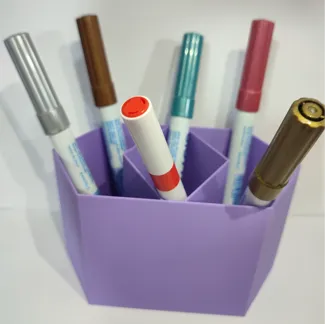 Simple pen holder