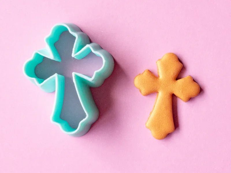 Gothic Cross Clay Cutter & Cookie Cutter Christmas