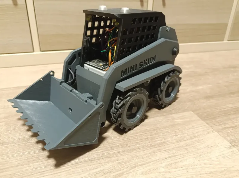 MINI SKIDI / BOBÍK V2