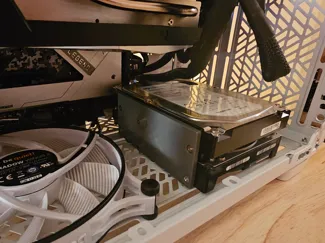 HDD stacker