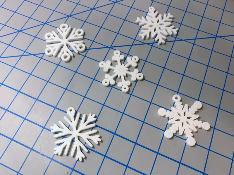 Snowflake Ornaments - Set of 5 - Set 01