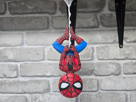Modelo para impresión 3D: SPIDER MAN — referencia de MakerWorld