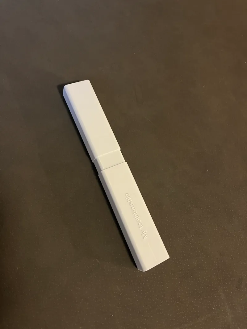 Toothbrush case