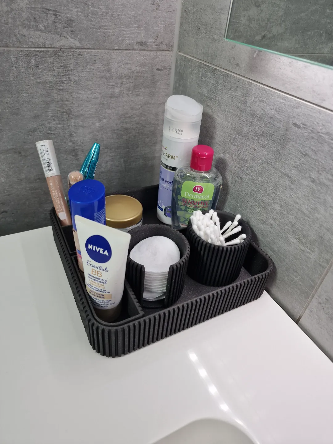 Bathroom Organizer view 3