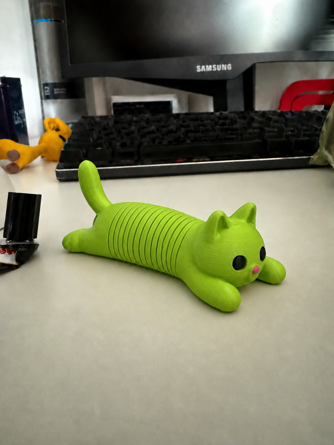 Miniatura 2 do modelo 3D SPRINGY CAT