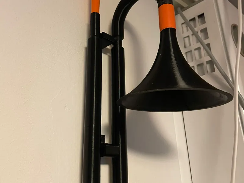 piccolo trombone wall holder