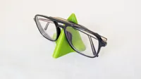 Noses - Desktop Specs Holder Hollow (no magnets)