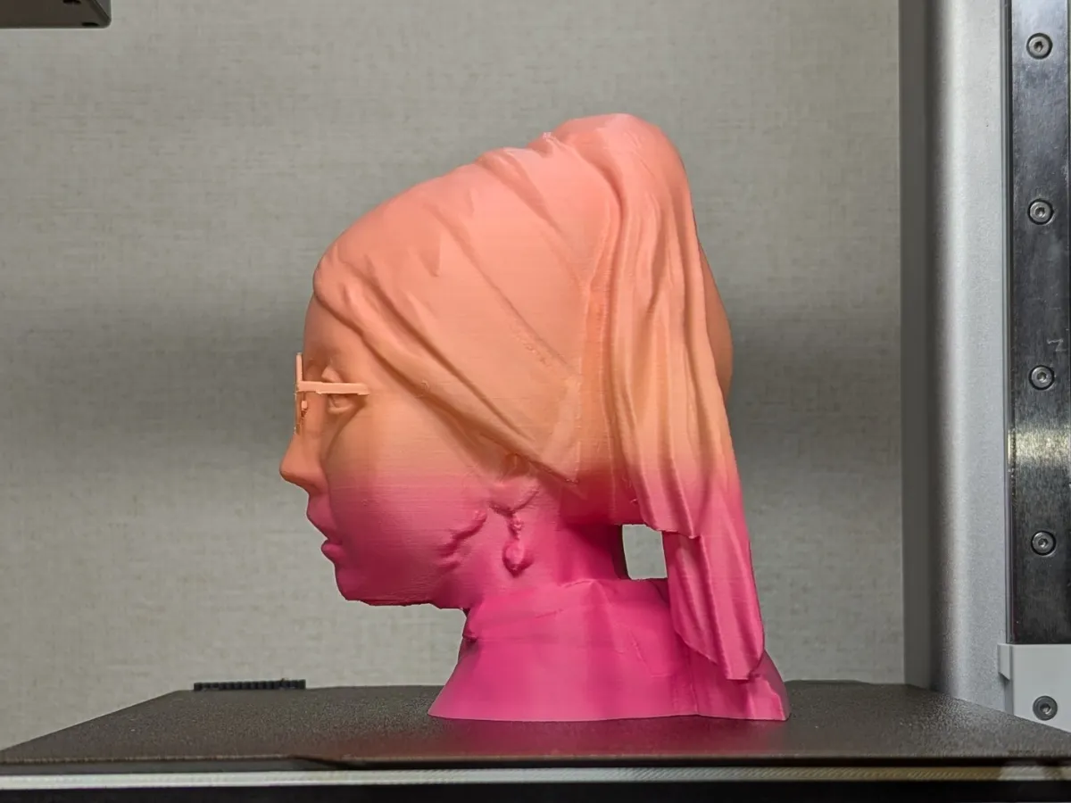 Girl with a Pearl Earring - Modern Twist view 3