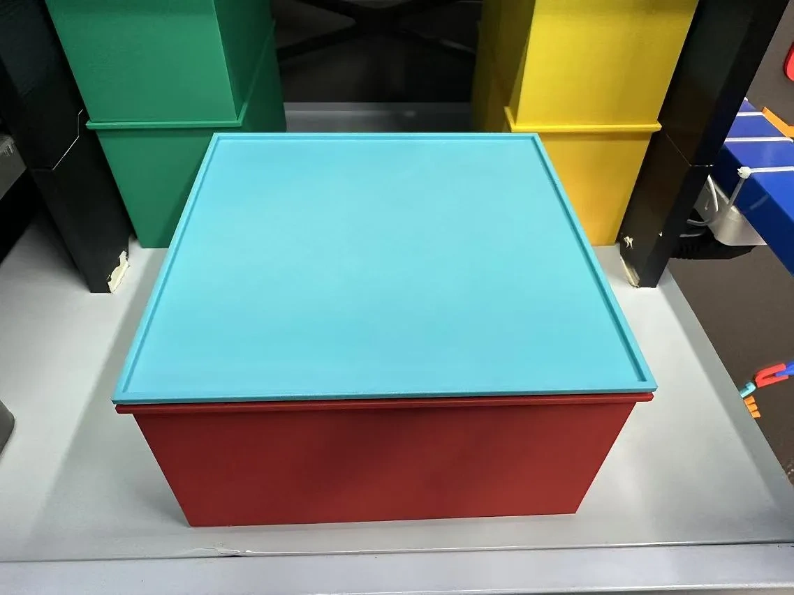 Miniatura 4 do modelo 3D 可堆叠组合收纳盒