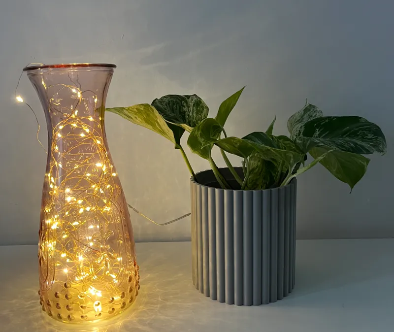 Simple plant pot cover