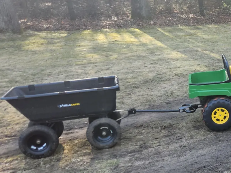 Ride On Toy Gator Hitch for Garden Cart