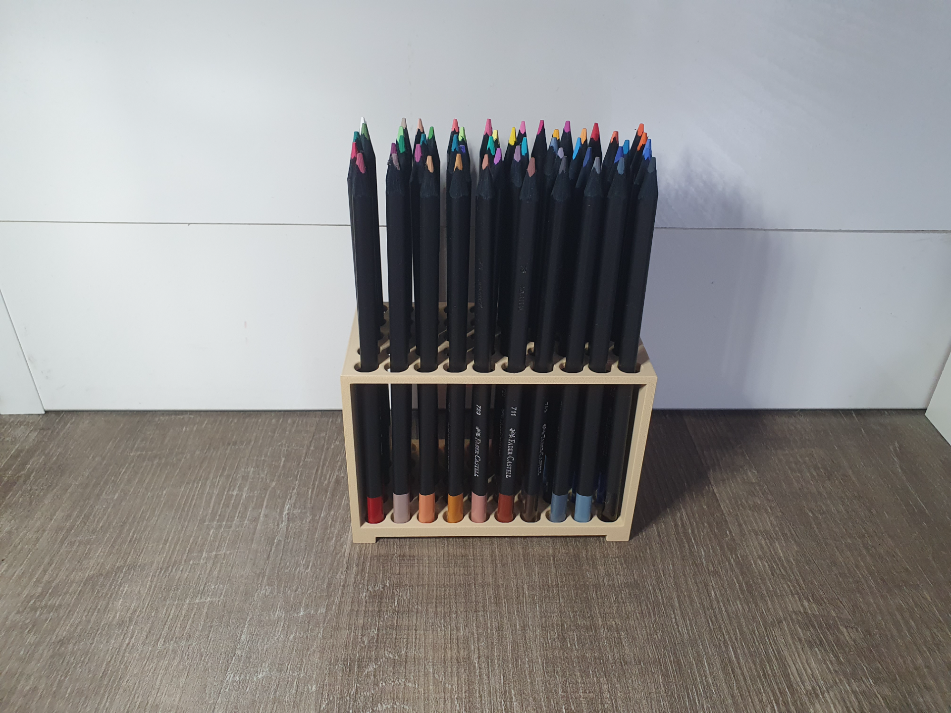 50-Color pencil holder
