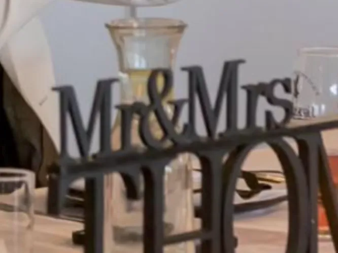 Mr & Mrs Model