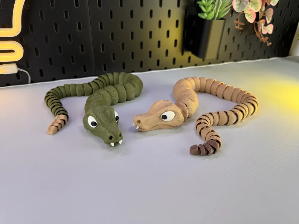 Creator Making Snakes Articulated Snake - Free 3D Print Model - MakerWorld