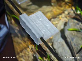 鱼缸盖板托架模型