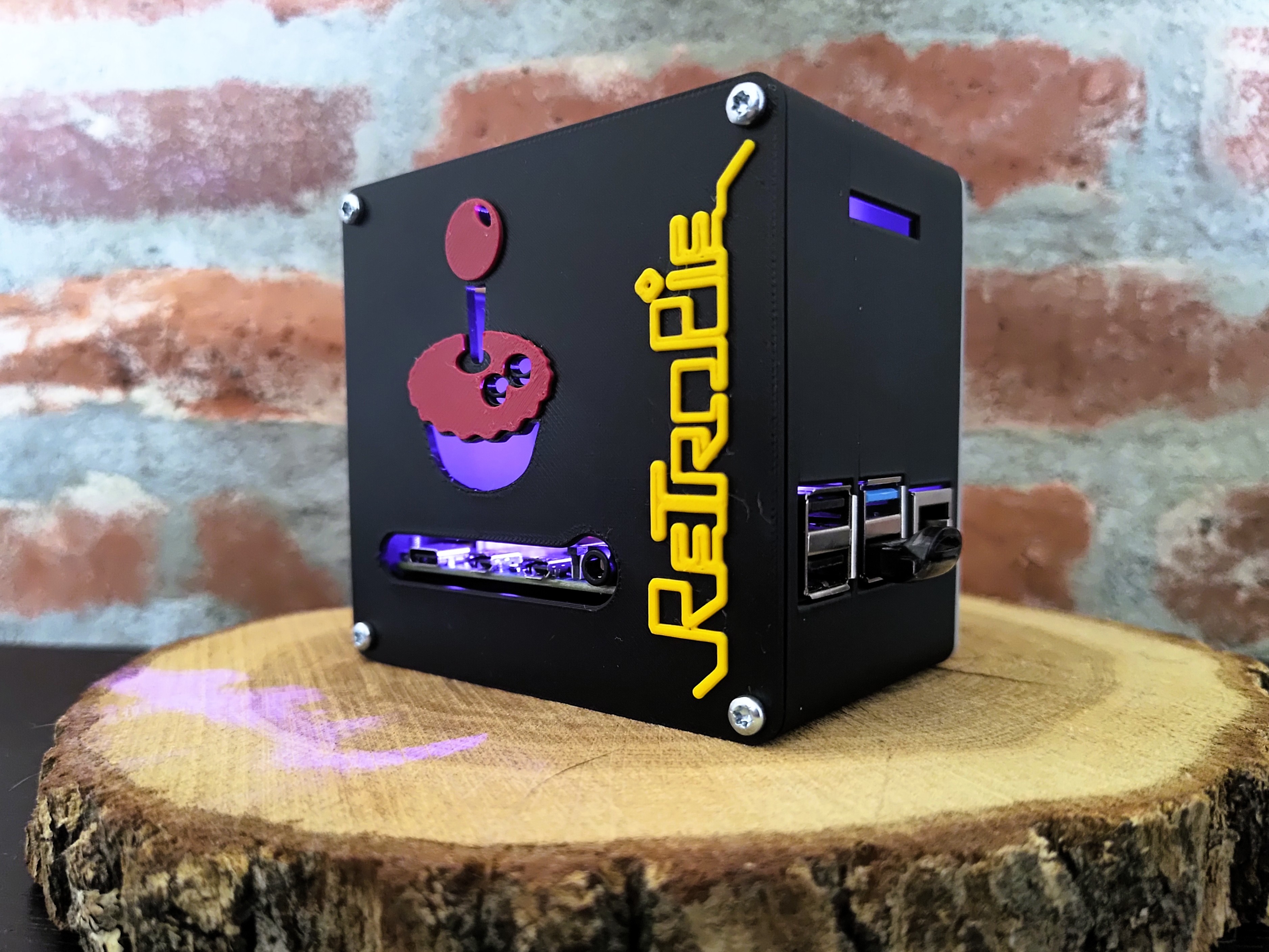 Miniatura 5 do modelo 3D Raspberry Pi 5 Mini Desktop Case