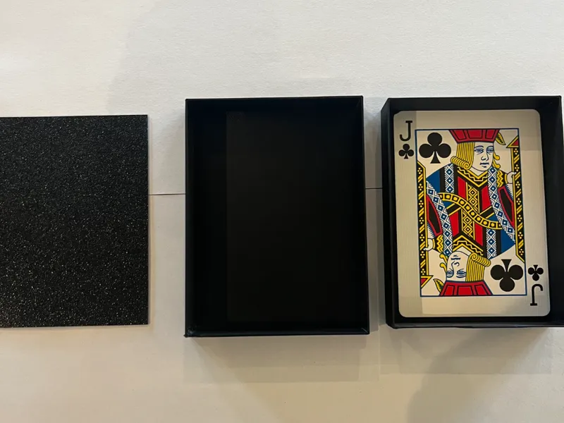 Magic dissapearing box