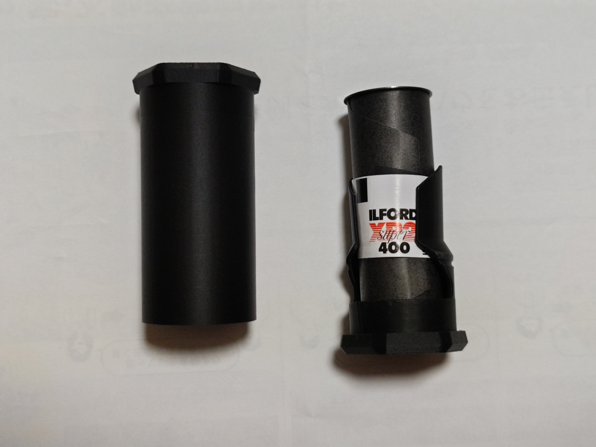 中判フィルム（Roll Film） 遮光ケース（620）