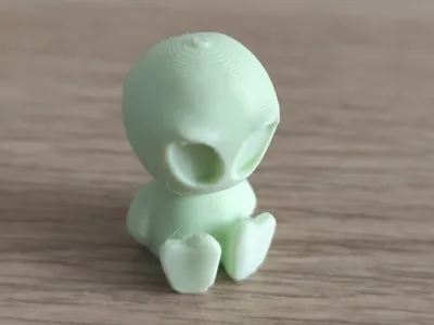 Sitted Cute Alien
