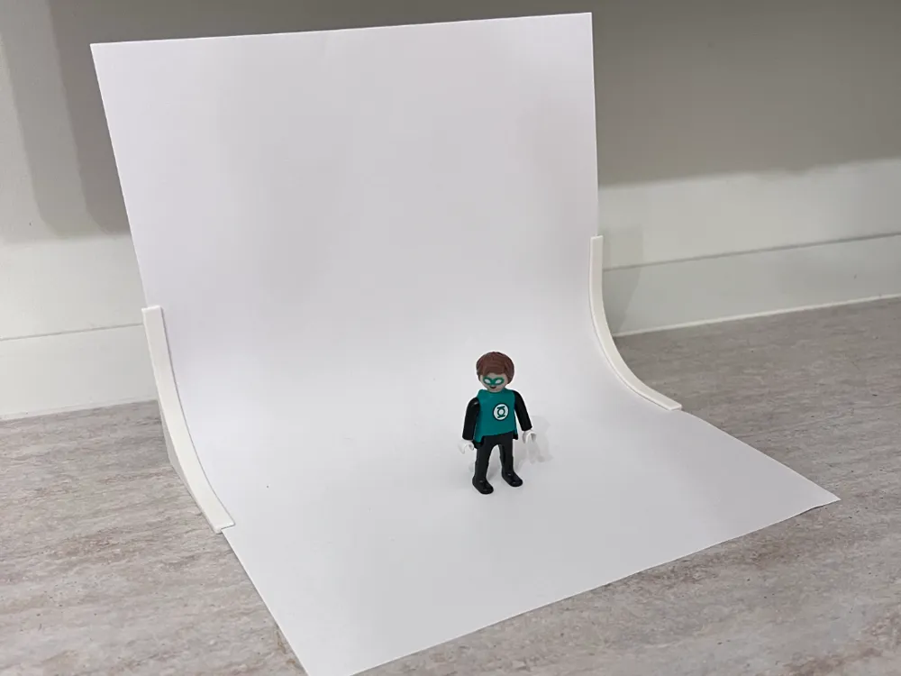 Soporte: Mini Photo Studio Paper Curved Holders. Referencia del modelo original.