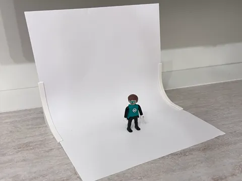 Soporte: Mini Photo Studio Paper Curved Holders — referencia de MakerWorld