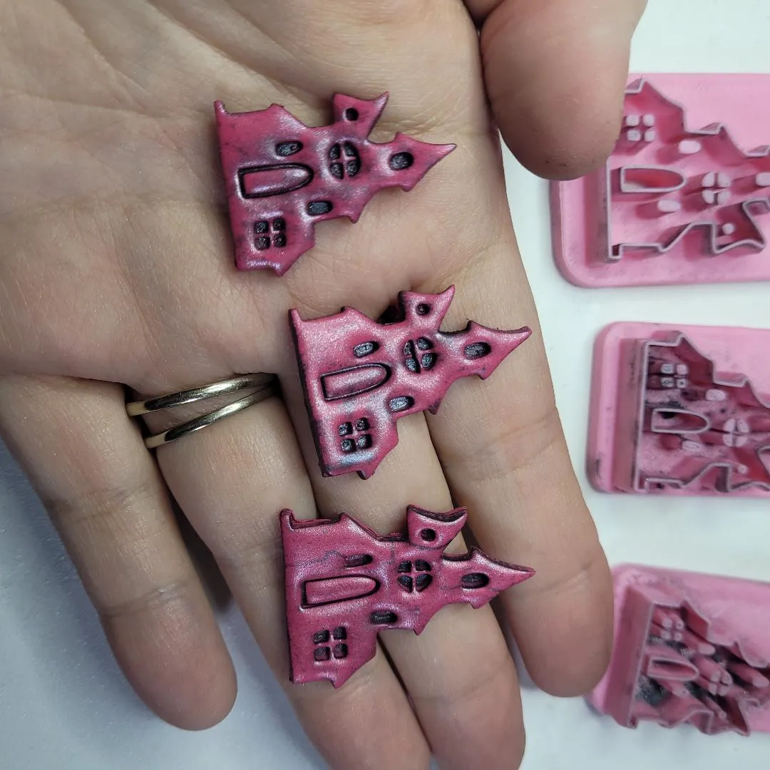 Haunted House 3 Sizes Polymer Clay Earring Cutter view 2