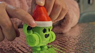 Brawl Stars Spike: Christmas Poop Thrower